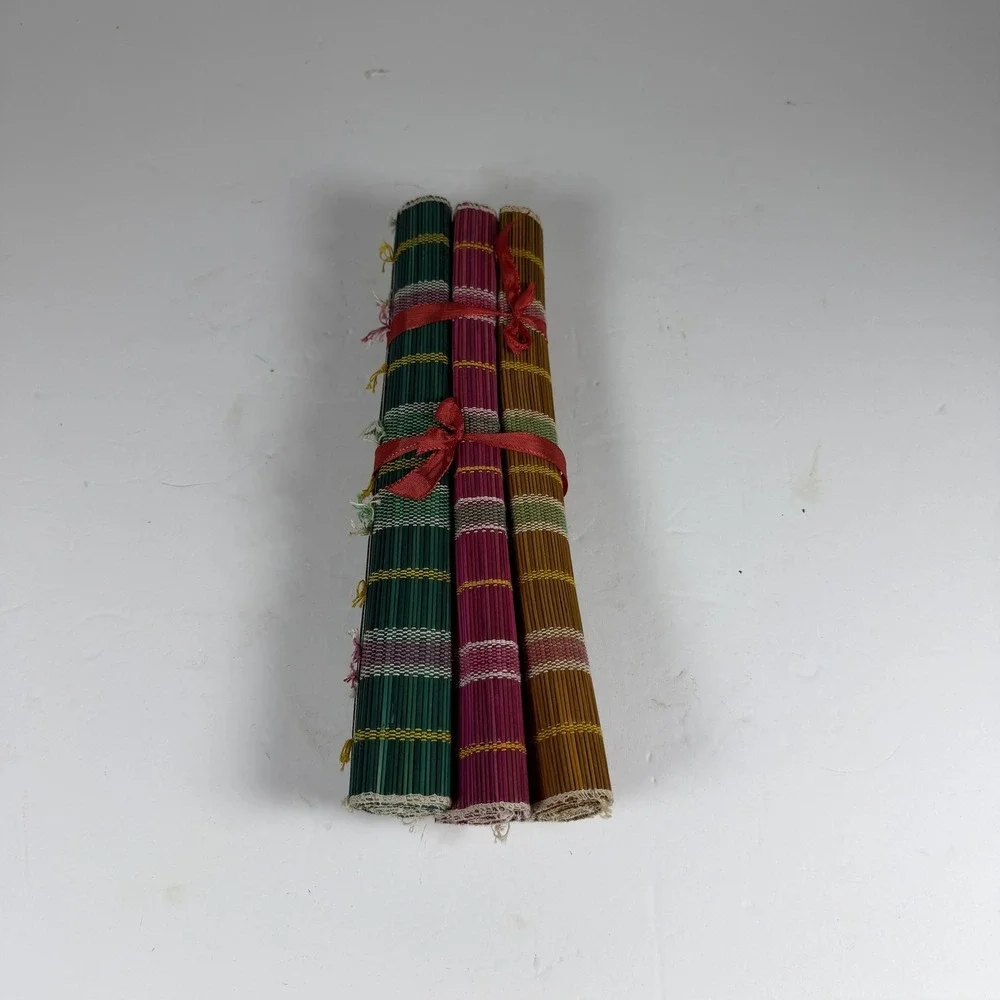 Set of 4 Bamboo Placemats Multi-Color Striped Rollable Dining Mats F-16